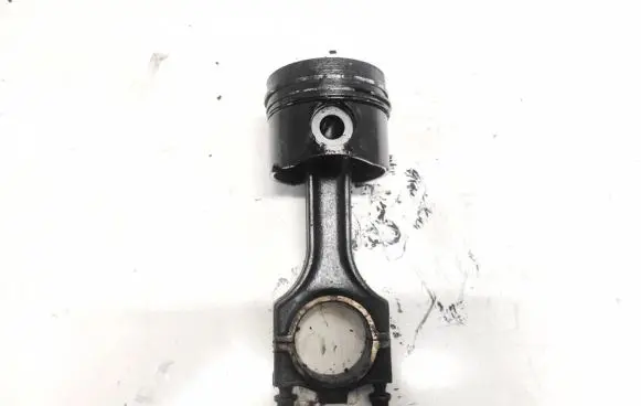 BMW 5 E39 Piston with connecting rod