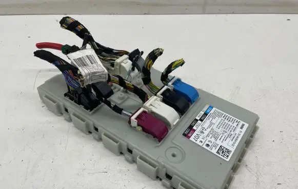 BMW X4M F98 Comfort/convenience module 9436419