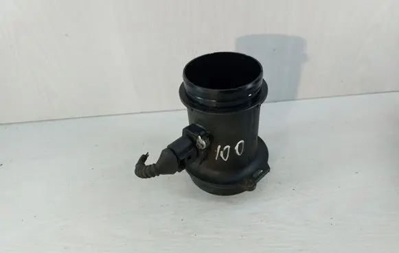 Volkswagen Touareg I Mass air flow meter