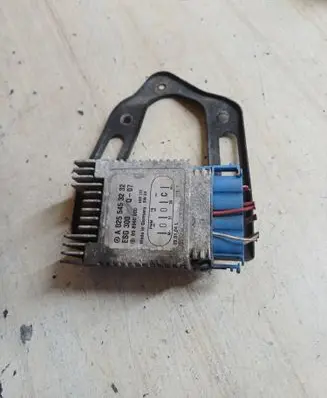 Mercedes-Benz A W168 Coolant fan relay 898940000 A0255453232 ESG300
