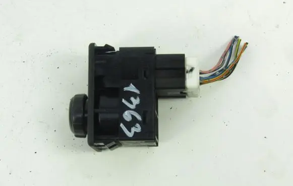 Nissan Almera Tino Wing mirror switch 
