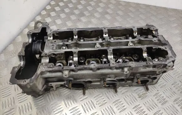 Mercedes-Benz E W211 Engine head A6420106720