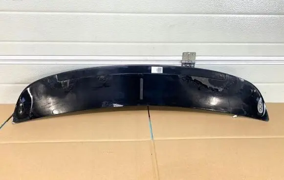 Tesla Model X Tailgate/trunk spoiler 1048429-00-B