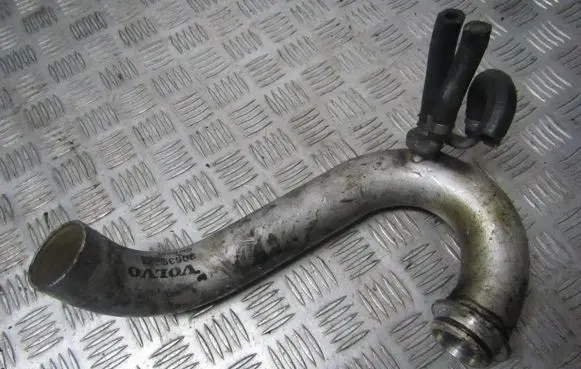 Volvo XC90 Intercooler hose/pipe 30639471