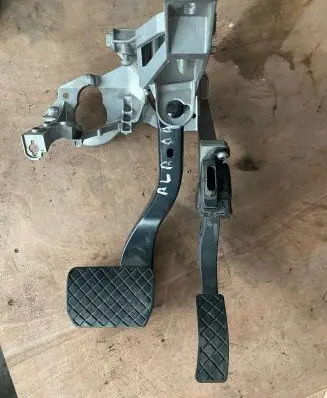 Audi A4 S4 B8 8K Pedal assembly 1016007811 8K1723523 6PV00991050