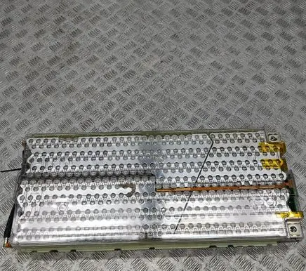 Tesla Model S Hybrid / electric car battery 108720900A 102095590A