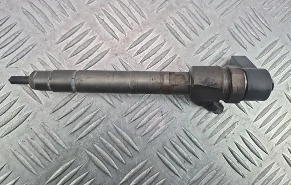 Mercedes-Benz C W203 Fuel injector A6460700787