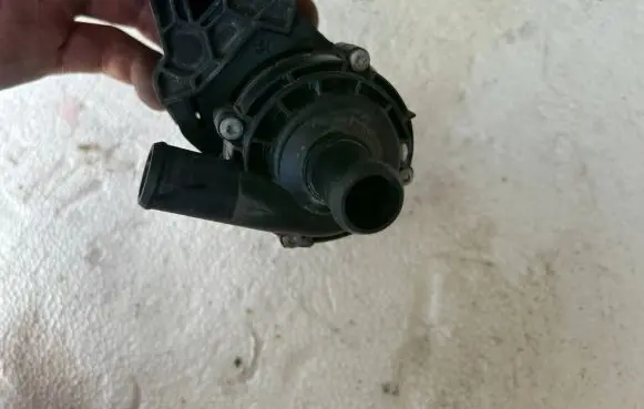 Mercedes-Benz GLB x247 Electric auxiliary coolant/water pump PAD12V