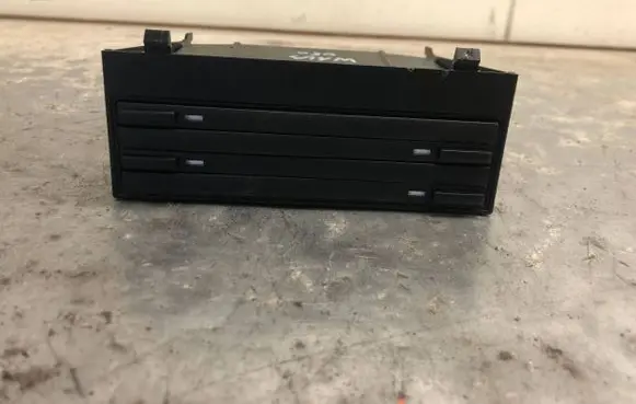 Mercedes-Benz A W169 CD/DVD changer A1696801191