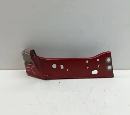 Mazda 3 III Fender mounting bracket 
