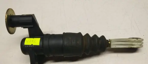 Audi A6 S6 C5 4B Clutch master cylinder 8E1721401K