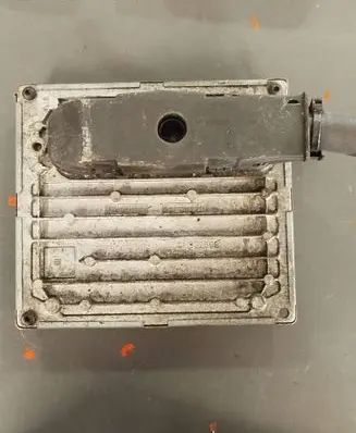 Ford Focus C-MAX Engine control unit/module 6m5112a650aab 6m51-12a650-aab