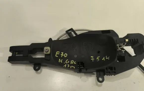 BMW X5M E70 Rear door exterior handle/bracket 
