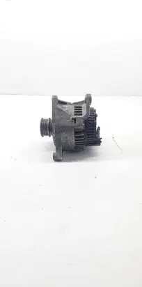 Volkswagen PASSAT B6 Generator/alternator 2565463