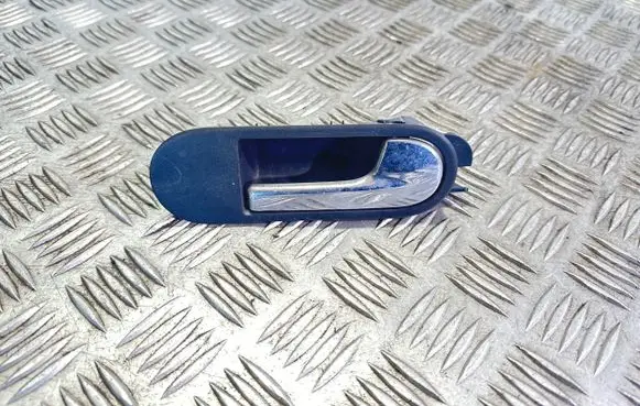 Volkswagen Golf Plus Front door interior handle 5M0837114