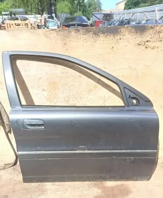 Volvo S80 Front door