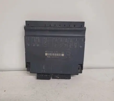 Mercedes-Benz S W220 Seat control module 2208201285 00007654A5