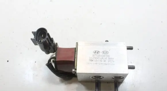 Hyundai Ioniq Air conditioning (A/C) expansion valve 97725E4100