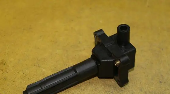 Mercedes-Benz Vito Viano W638 High voltage ignition coil