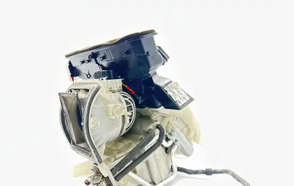 Mercedes-Benz B W245 Interior heater climate box assembly A1698300460