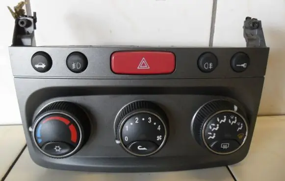Alfa Romeo 147 Climate control unit 1560759370