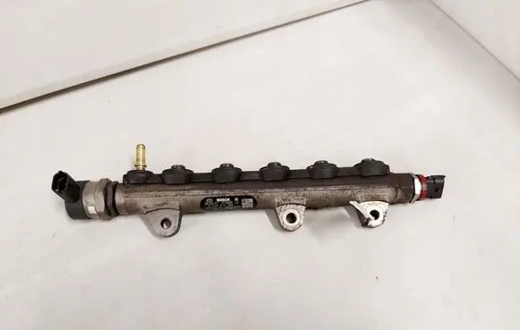 Nissan Qashqai Fuel main line pipe 8200842432