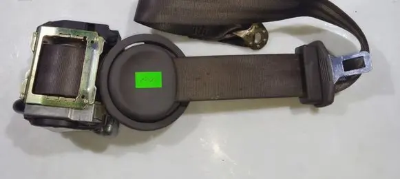 Audi A8 S8 D2 4D Rear seatbelt 4D0857806C 560886800