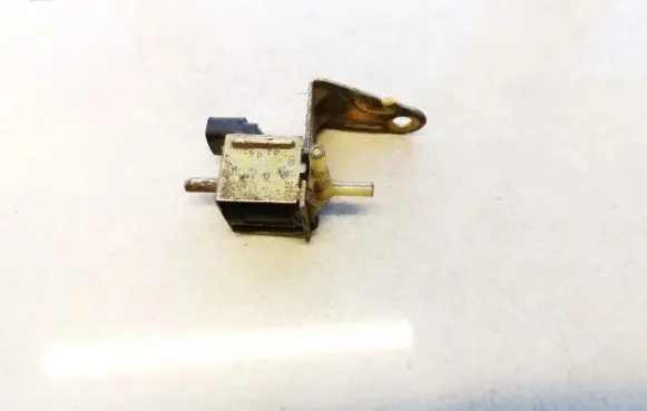 Audi 80 90 S2 B4 Turbo solenoid valve 437906283a