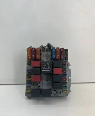 Alfa Romeo 147 Fuse box set 46558760 199032
