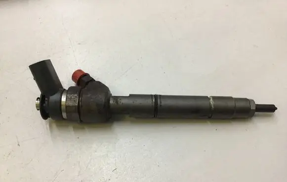 Mercedes-Benz A W169 Fuel injector 0445110167 A6400700787