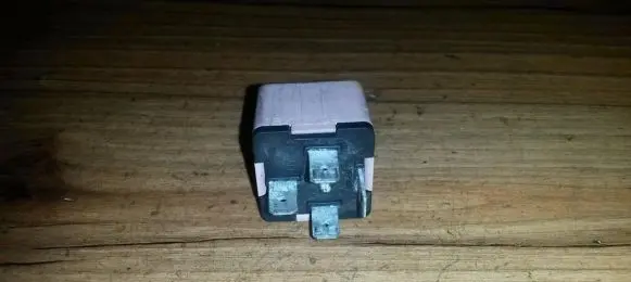 Renault Scenic II - Grand scenic II Other relay 8200338695 Nenustatyta