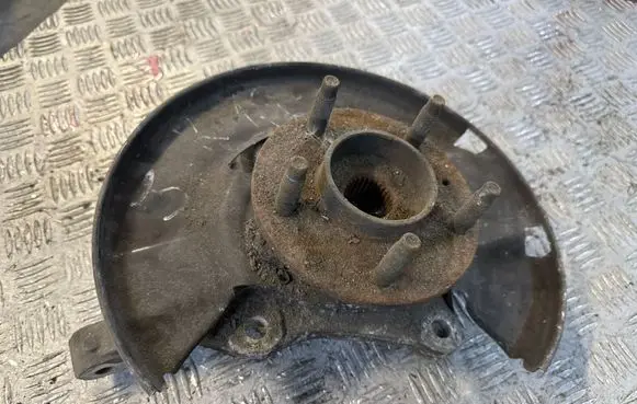 Opel Astra J Front wheel hub