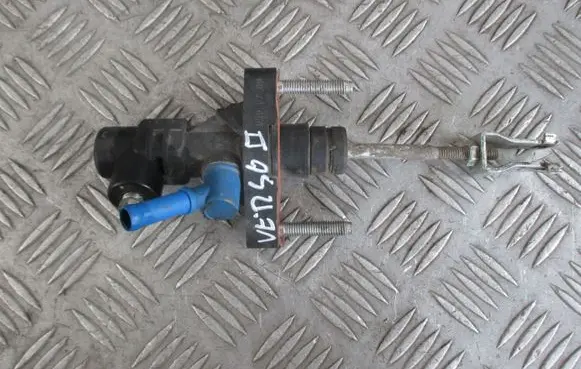 Toyota Corolla Verso AR10 Clutch slave cylinder 