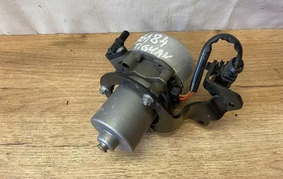 Volkswagen Tiguan Vacuum pump 5Q0612181