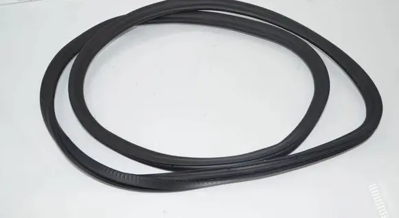 BMW 5 G30 G31 G38 Front door rubber seal 7468731 51727468731