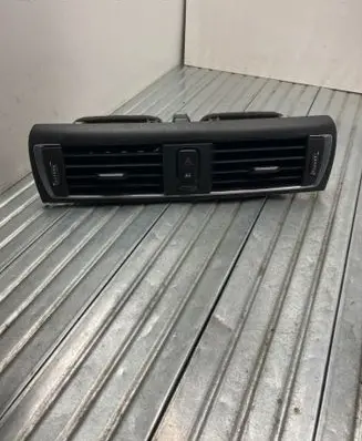 Dash center air vent grill