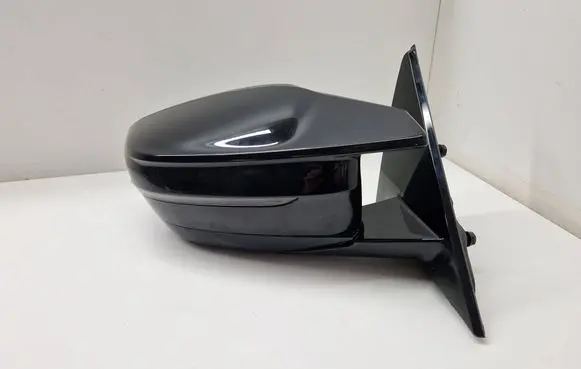 BMW i4 Front door electric wing mirror