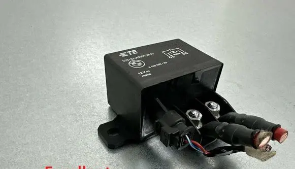 BMW 3 G20 G21 Coolant fan relay 9198302 V23132A20013030 412237