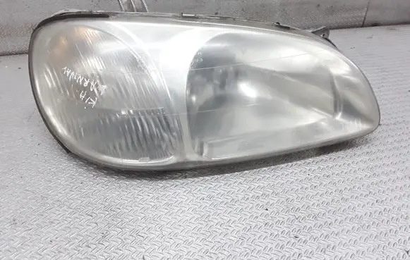 KIA Carnival Headlight/headlamp