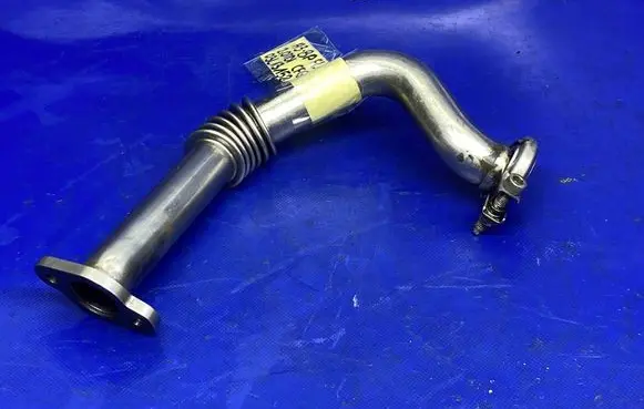 Audi A3 S3 8P EGR valve line/pipe/hose 03L131521A