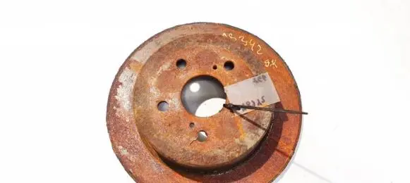 Toyota Corolla Verso AR10 Rear brake disc neventiliuojamas