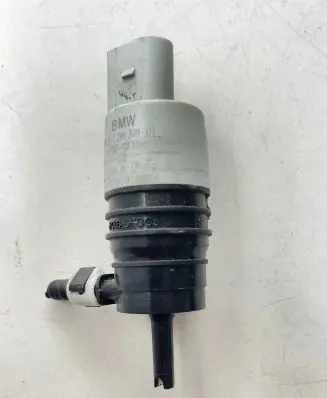 BMW 4 F36 Gran coupe Windscreen/windshield washer pump 7298309