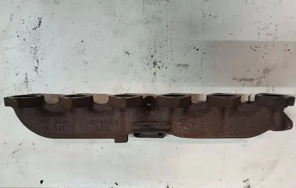 BMW 5 E39 Exhaust manifold 2248166