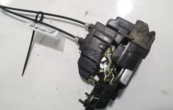 Nissan Tiida C11 Rear door lock 