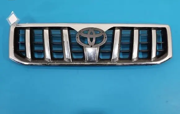 Toyota Land Cruiser (J120) Front bumper upper radiator grill 53111-60570 IMPRK1522406