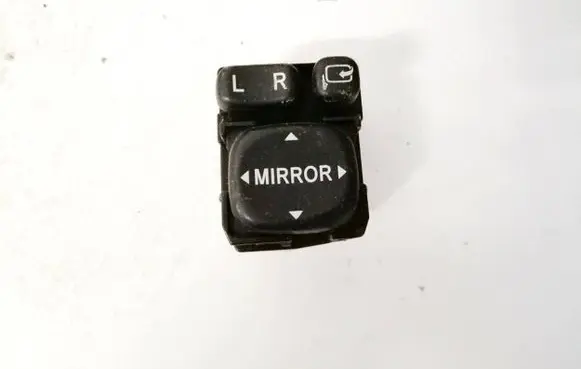 Toyota Avensis T250 Wing mirror switch 183575