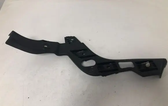 Volkswagen Eos Rear bumper mounting bracket 1Q0807393