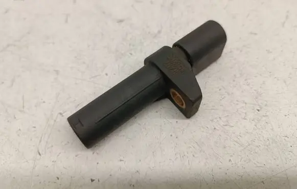Mercedes-Benz A W168 Crankshaft position sensor 0031532828 A0031532828