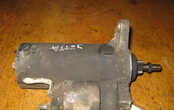 Volkswagen Jetta II Starter motor