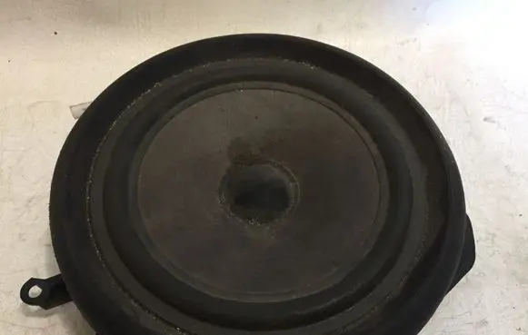 Audi A4 S4 B6 8E 8H Front door speaker 8E0035411